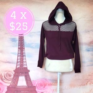 ⭐️ Forever 21 hodded top